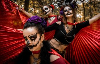 halloween - déambulation danse et cirque (8)