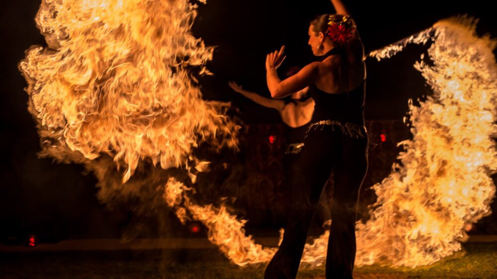 Ardensia-Lillebonne-spectacle-feu-et-LED-7