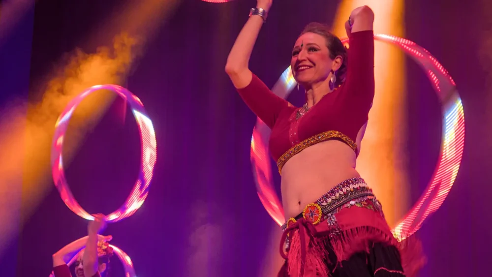 Cabaret_solidaire_Luminescencejpegxl_10