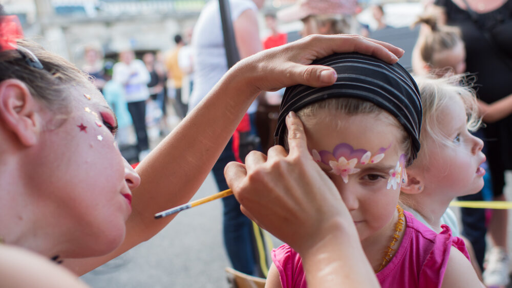 Cirknswing-animation-cirque-spectacle-et-maquillage-7