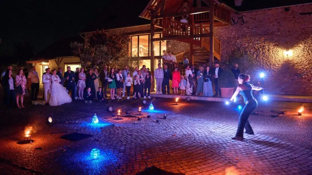 ardensia-spectacle-de-feu-poyr-mariage-NCS-photographie-4-1536x1024