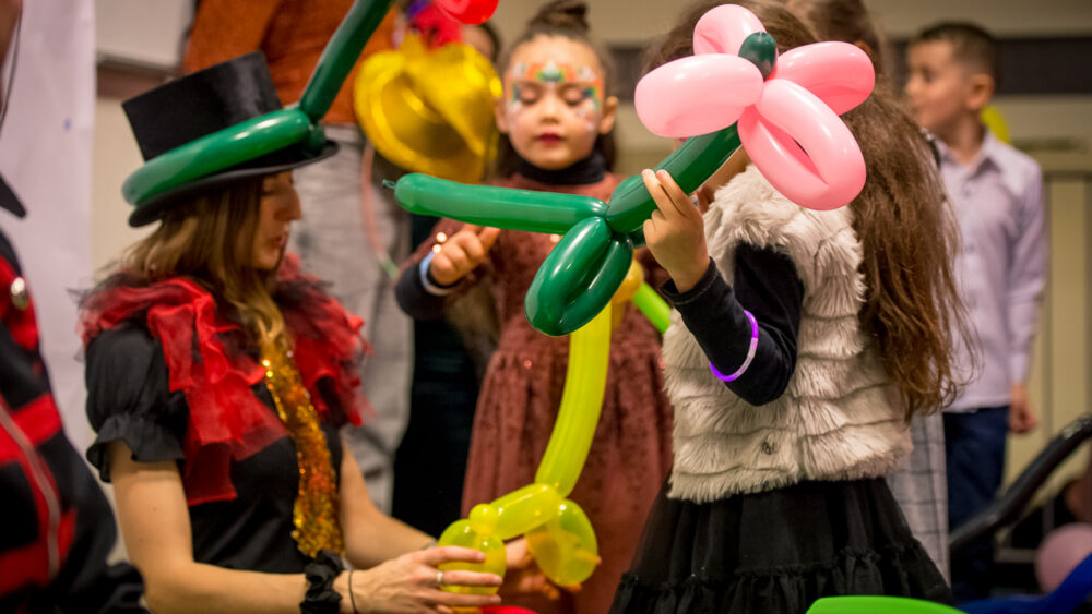 cirknswing-cirque-ballon-et-maquillage-10