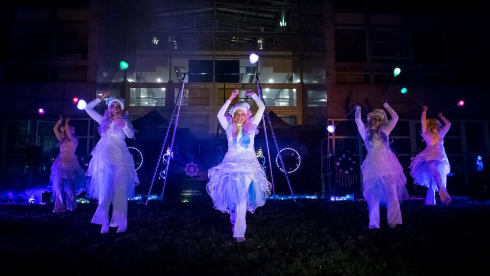 Cie-Luminescence-le-16-12-2022-©-Eddy-Lamazzi-Arts-Visuels-2022-1238