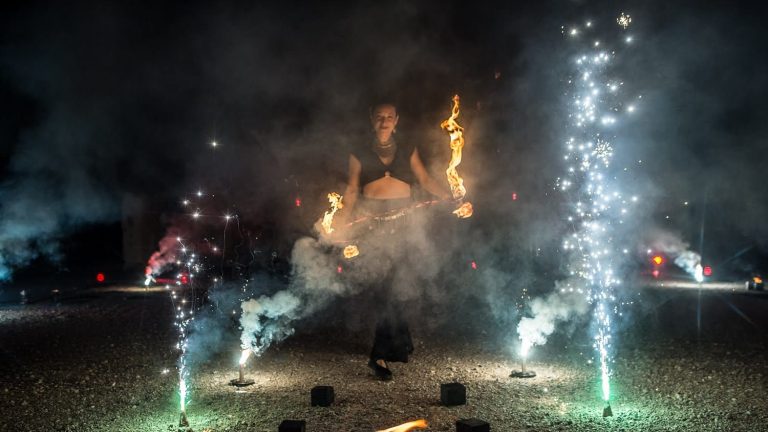 Cie Luminescence le 22-07-23 © Eddy Lamazzi Arts Visuels 2022-2282