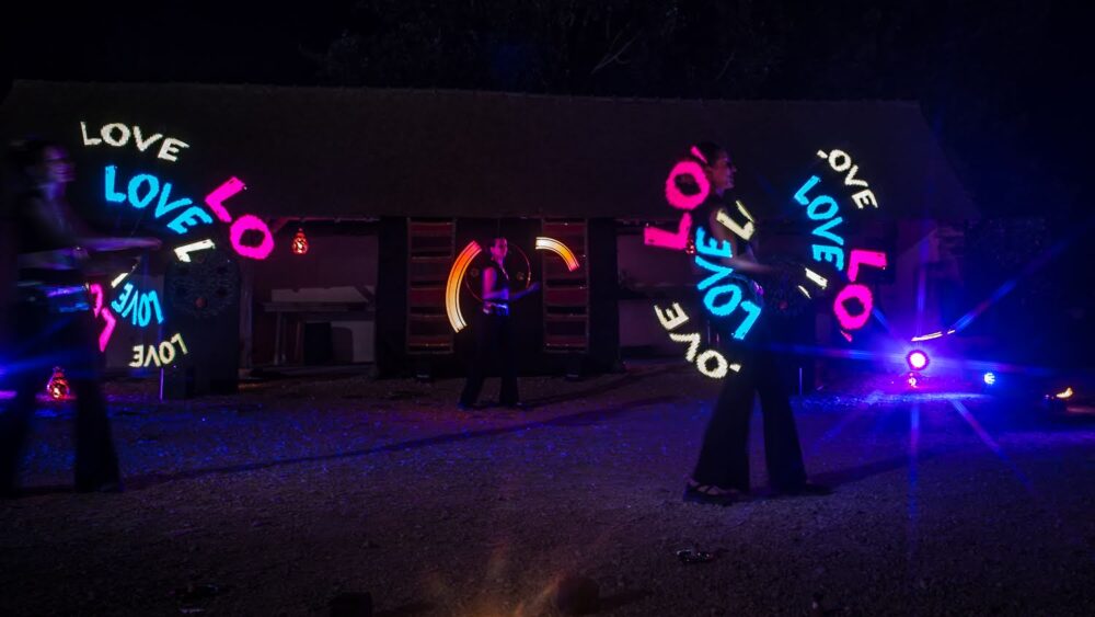 Cie Luminescence le 22-07-23 © Eddy Lamazzi Arts Visuels 2022-2982