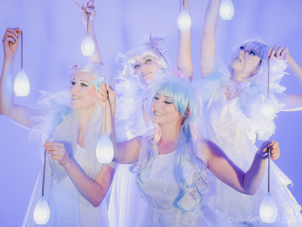 Féerie spectacle et déambulation LED (5)