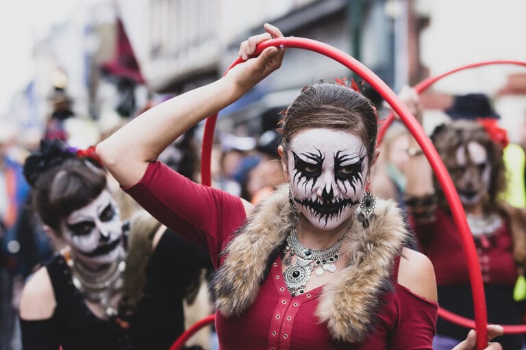 Déambulation Maleficia pour Halloween - Compagnie Luminescence, photo 8