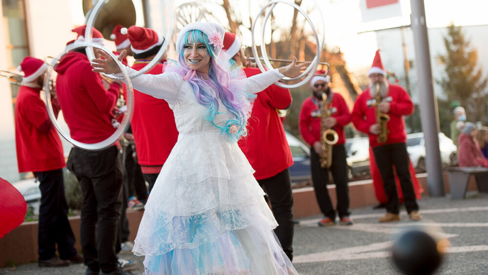 Parade-de-noel-Fees-et-lutin-8