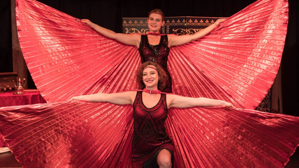 les-folies-montmartre-charleston-et-jonglerie-62