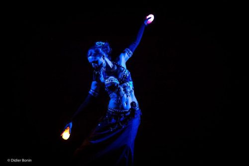 Aurora-spectacle-LED-et-danse-du-monde-5