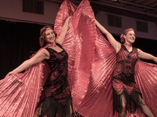 les-folies-montmartre-charleston-et-jonglerie-20